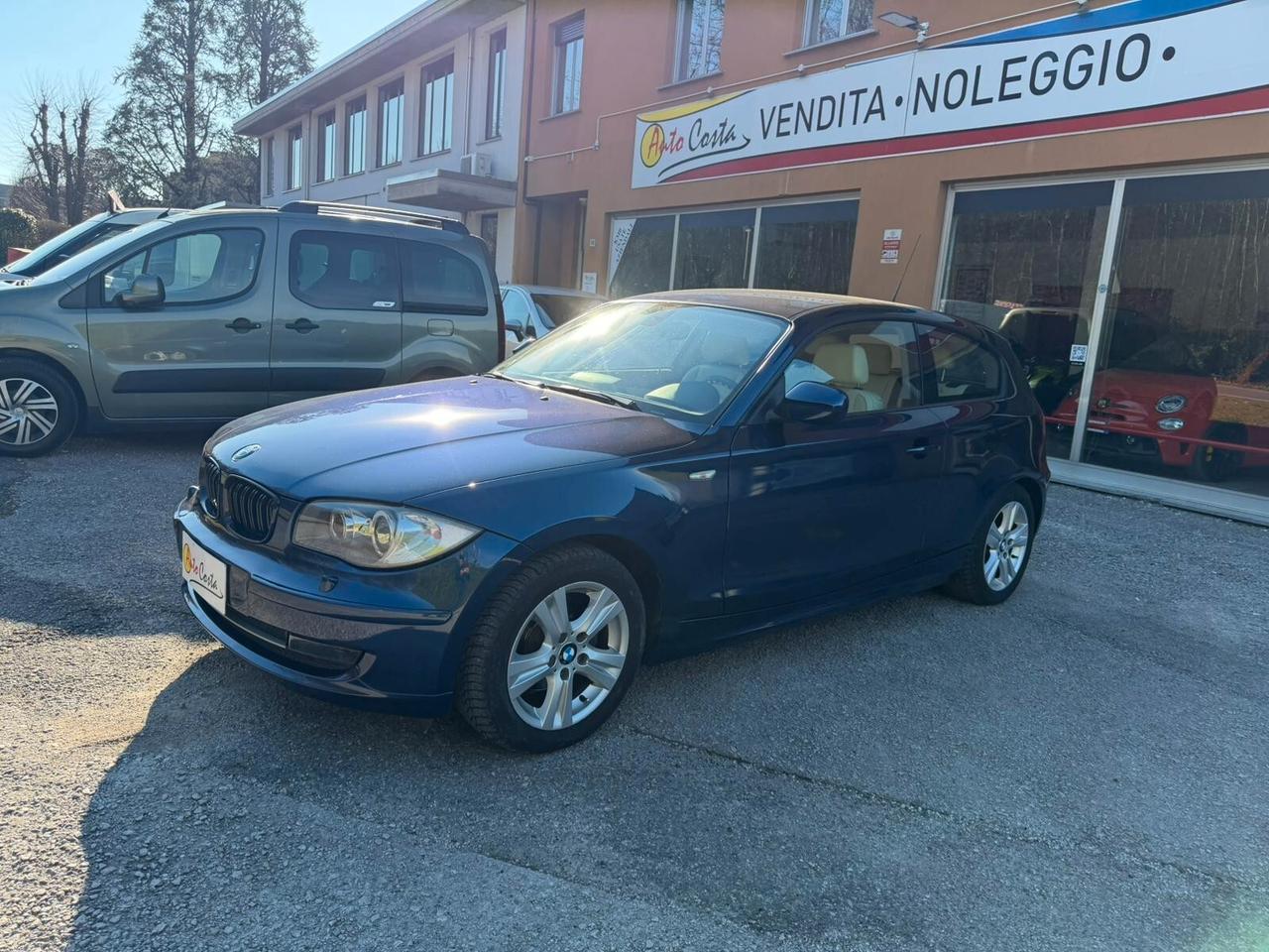 Bmw 118 118i cat 3 porte Futura