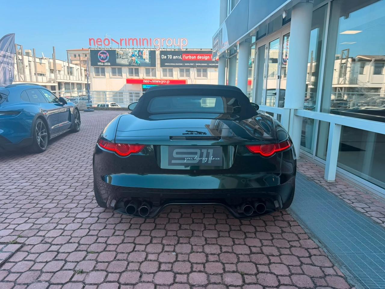 Jaguar F-Type 5.0 V8 aut. AWD Convertibile SVR