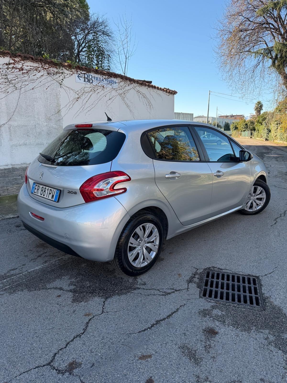 Peugeot 208 1.0 VTi 68 CV 5 porte Access