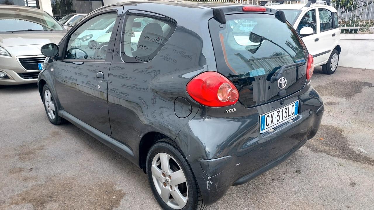 Toyota Aygo 1.0 12V VVT-i 3 porte Sol