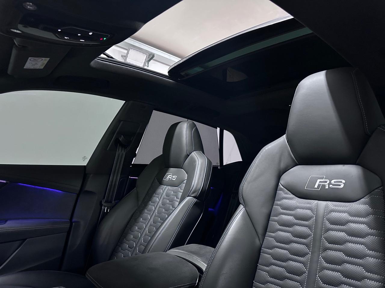 Audi Q8 RS TFSI V8 quattro tiptronic Performance