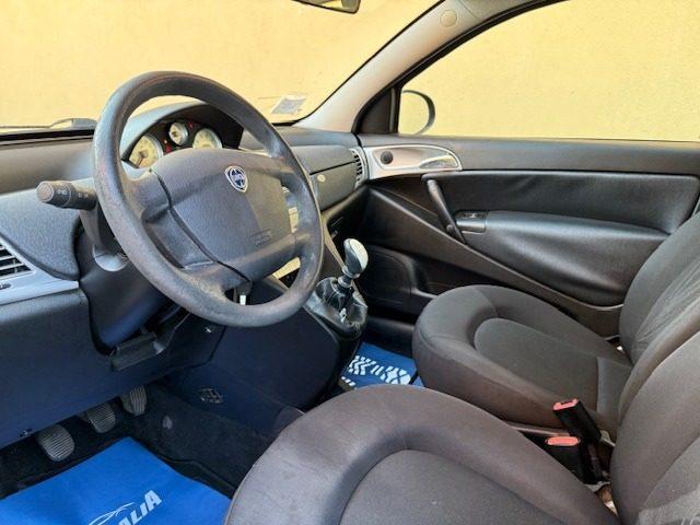 LANCIA Ypsilon 1.2 69 CV PLATINUM