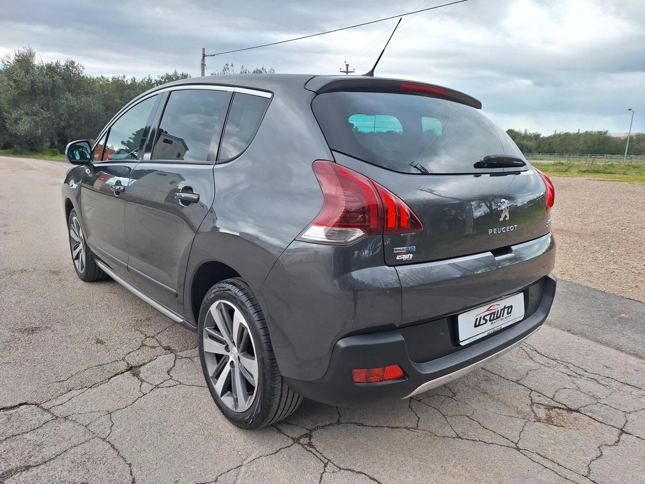 Peugeot 3008 BlueHDi 120 Allure TETTO NAVI