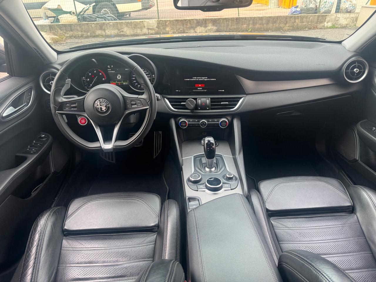 ALFA ROMEO Giulia 2.2 Turbodiesel 210 CV AT8 AWD Q4 Veloce