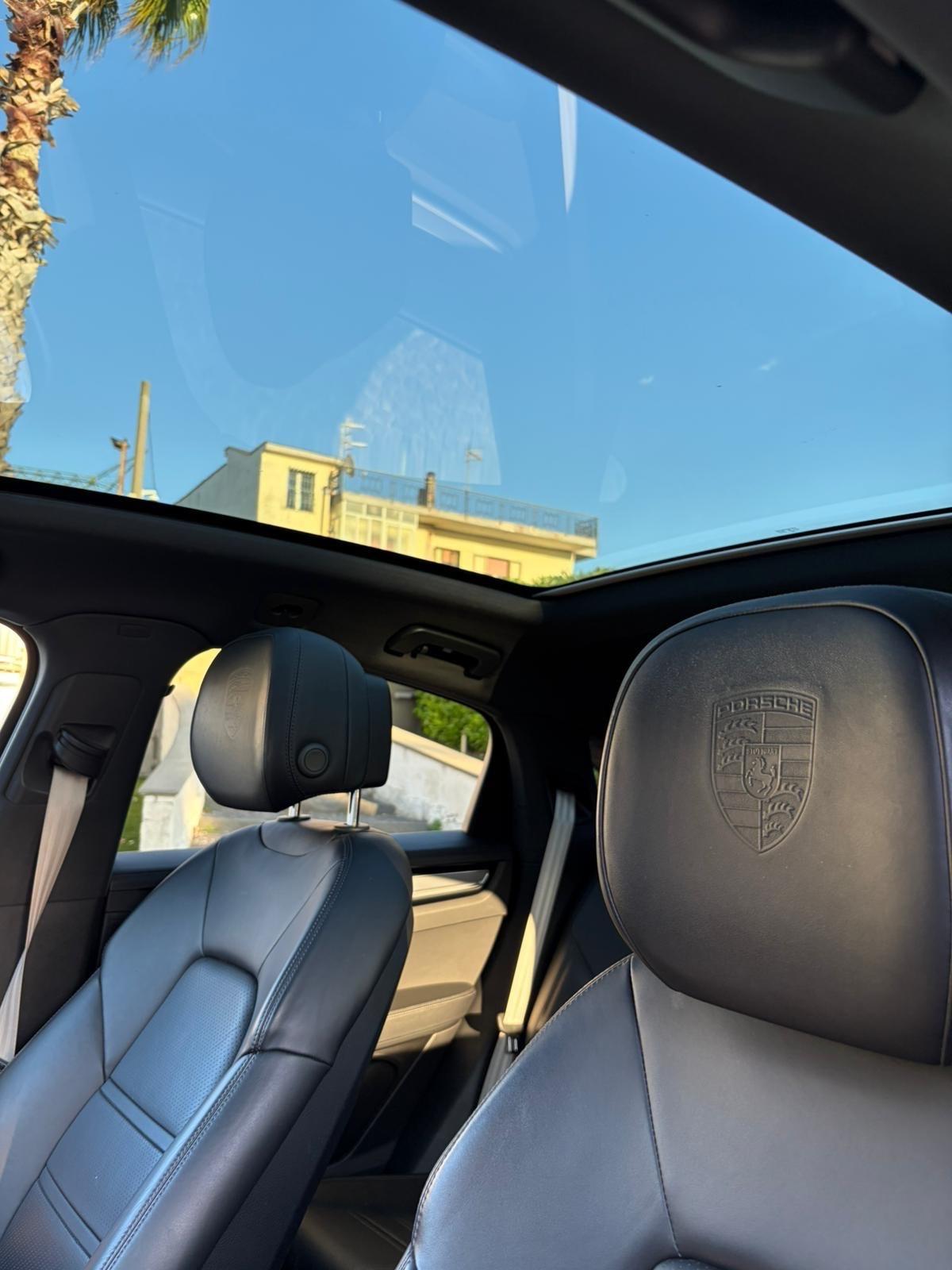 Porsche Cayenne Coupé 3.0 V6