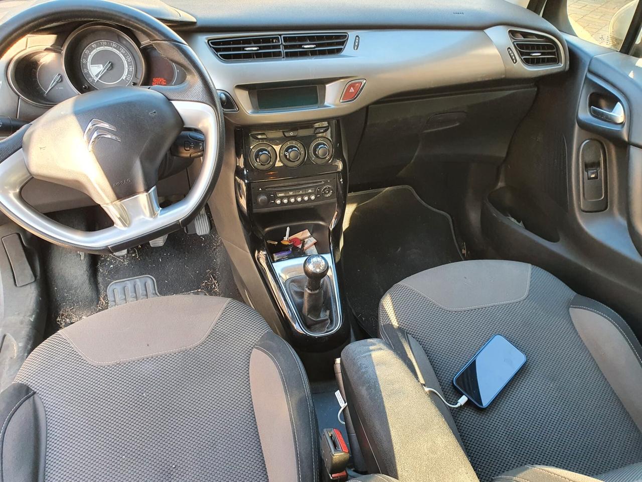 Citroen C3 BlueHDi 1.4hdi 75cv full