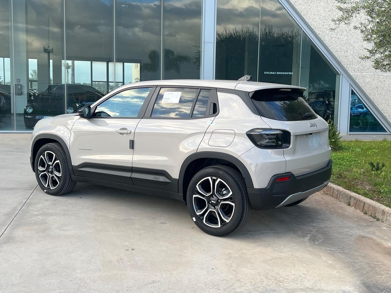 Jeep Avenger 1.2 turbo fwd possibilità trasformazione autocarro N1