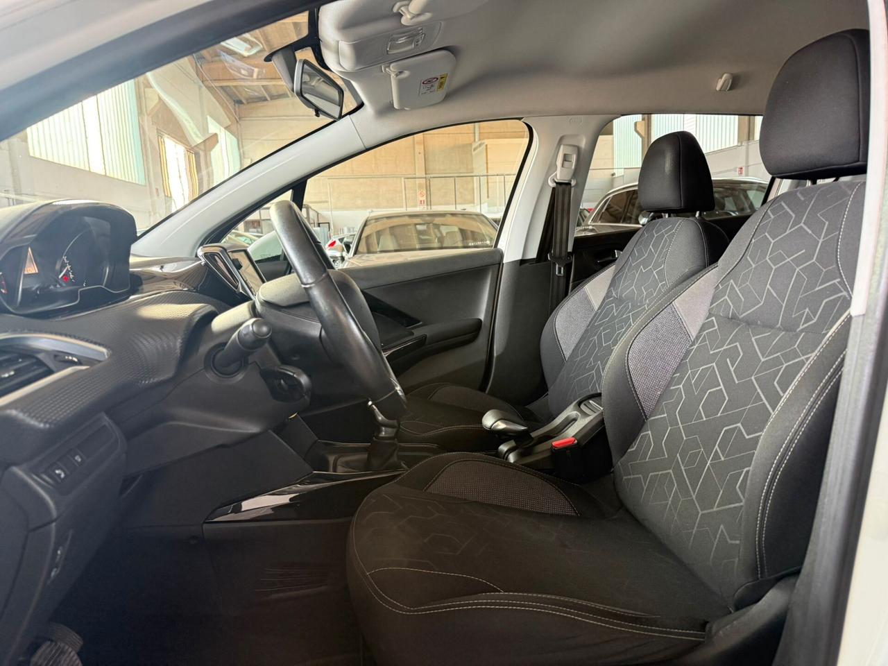 Peugeot 2008 PureTech 82 S&S Allure