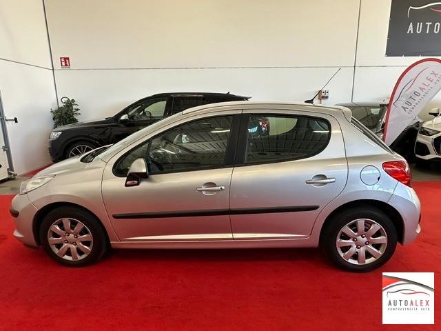 PEUGEOT - 207 5p 1.4 8v One-Line NEOPATENTATI