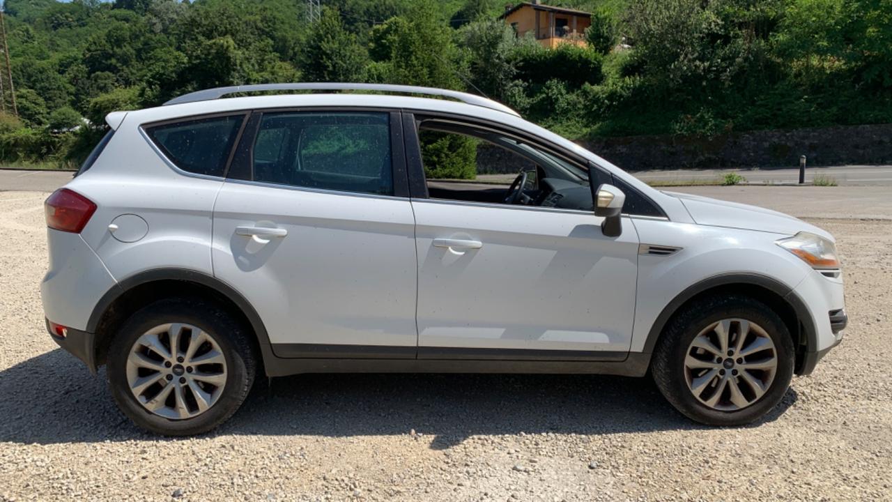 Ford Kuga 2.0 TDCi 136 CV 4WD Titanium DPF