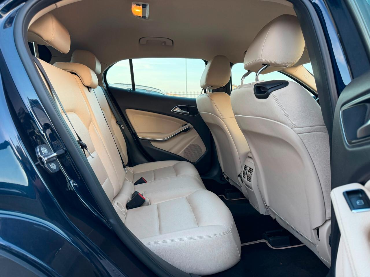 Mercedes-benz GLA 200 d Automatic Sport