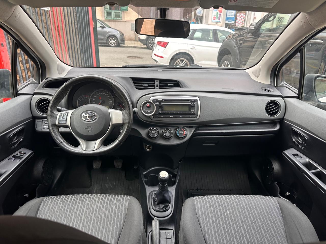 Toyota Yaris 1.0 5 porte Lounge