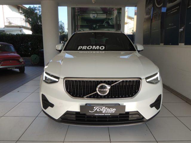 VOLVO XC40 B3 automatico Core