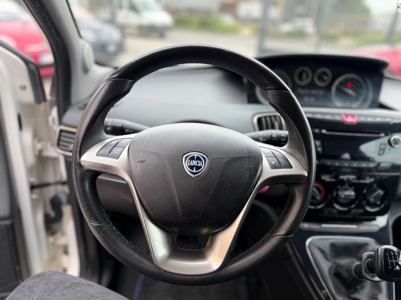 Lancia Ypsilon 1.2 69 CV 5 porte GPL Ecochic Gold