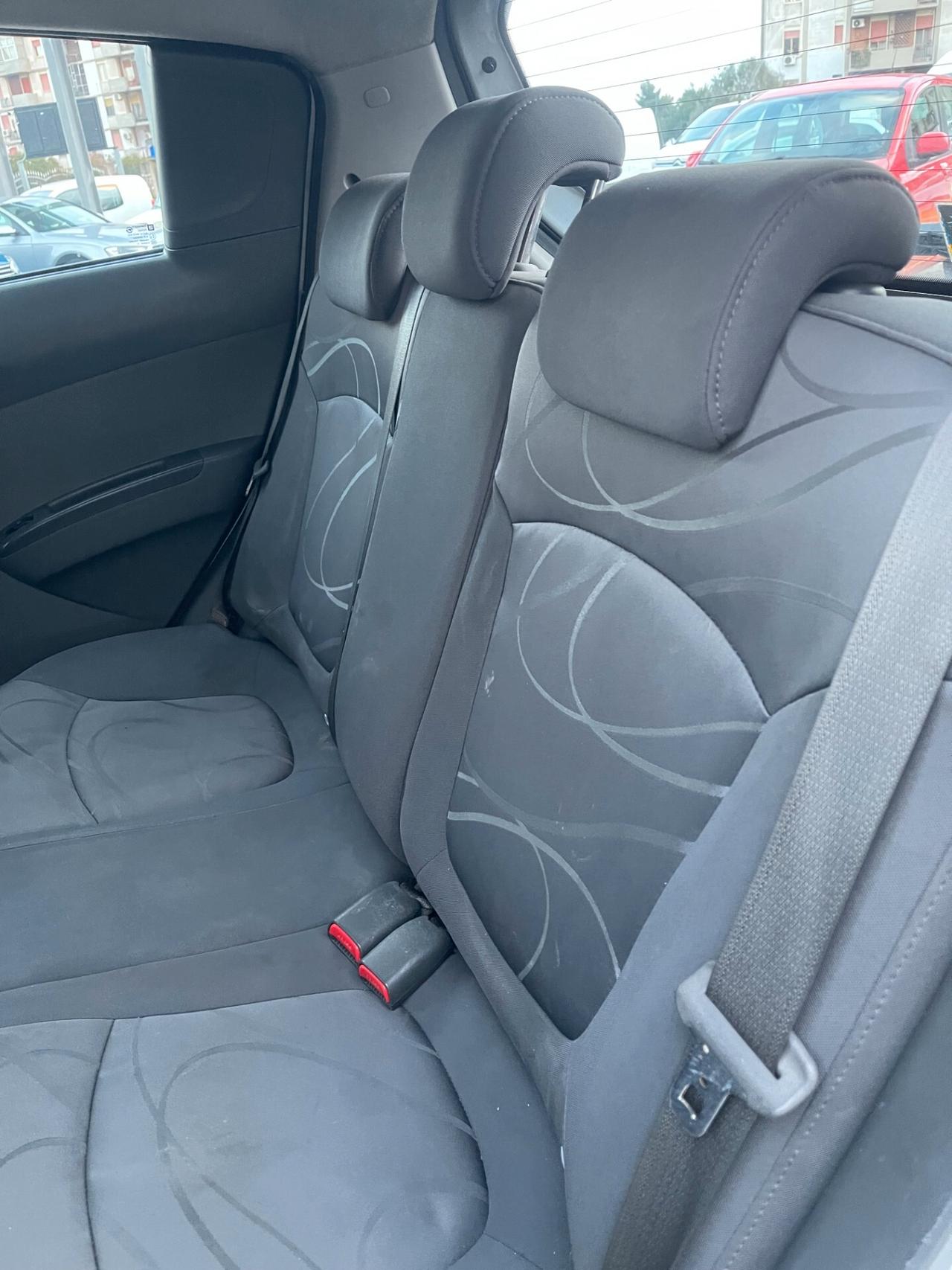 Chevrolet Spark 1.0 68cv