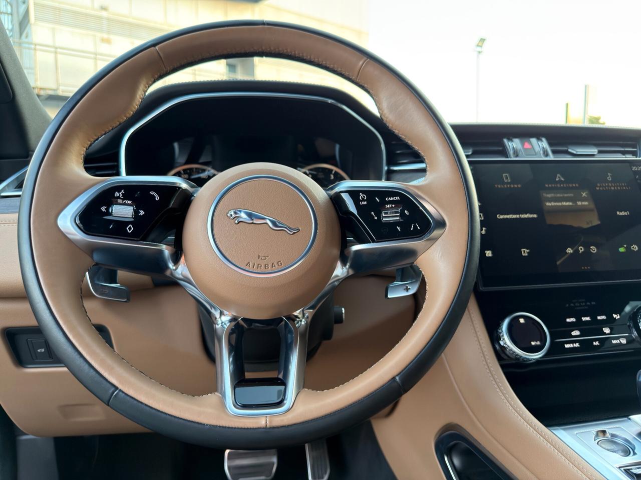 Jaguar F-Pace 2.0 D 204 CV AWD aut. SE