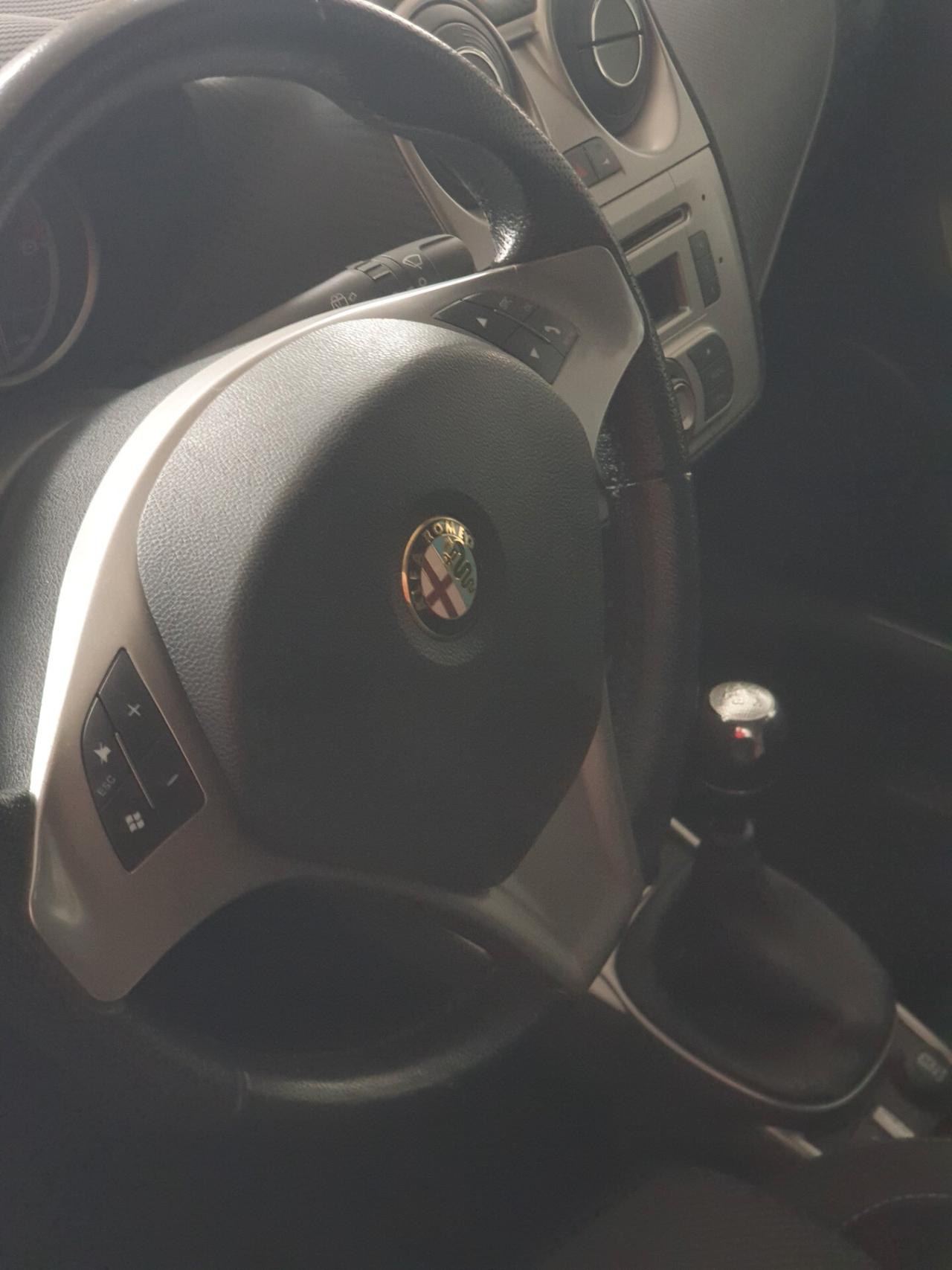 Alfa Romeo MiTo 1.4 105 CV M.air S&S Distinctive Sport Pack