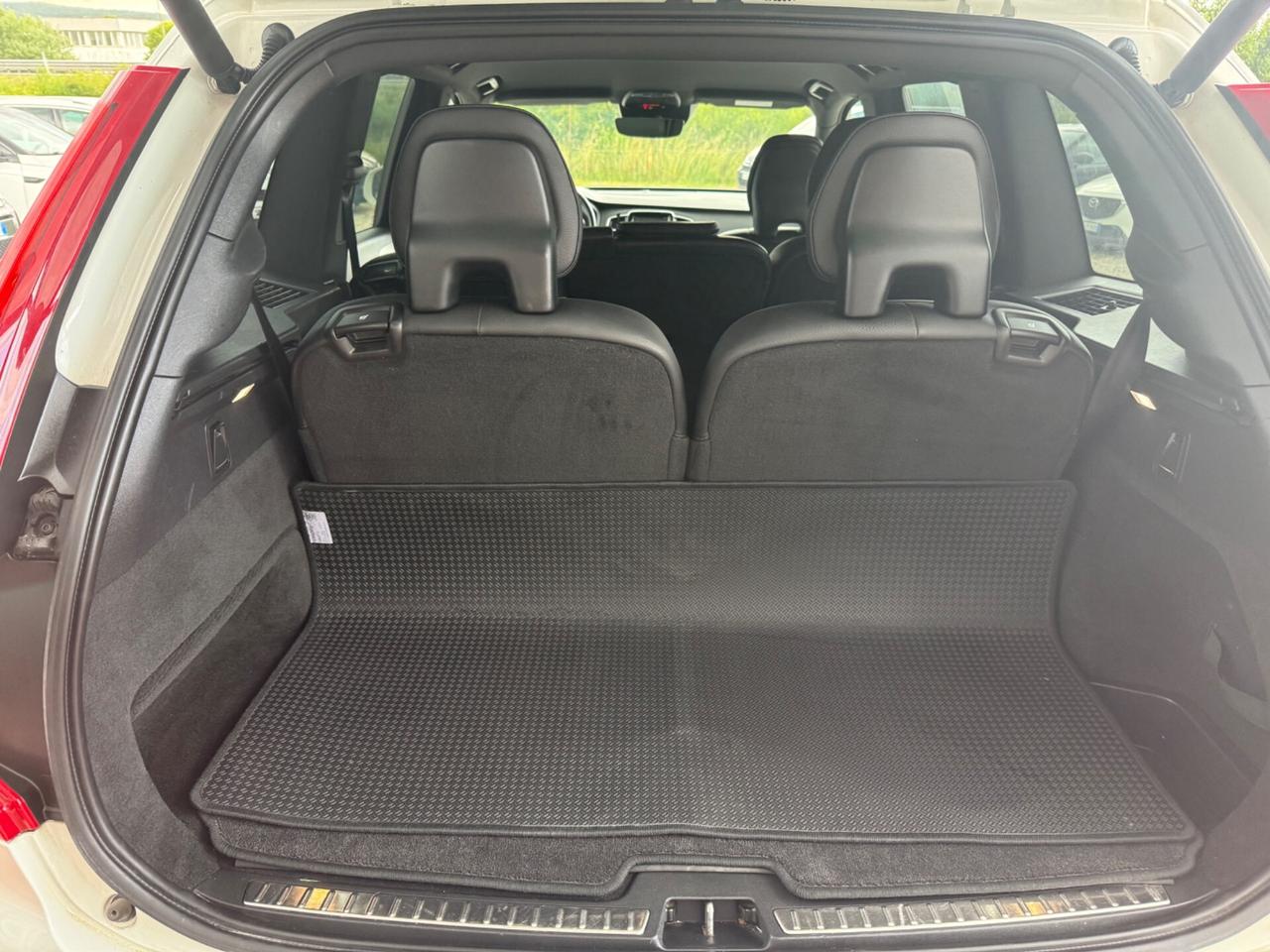 Volvo V90 D5 - 7 Posti - 4x4