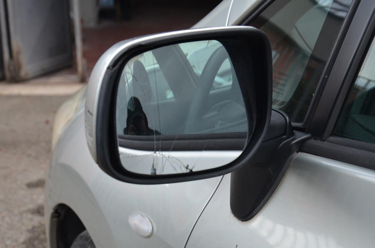 Toyota Auris 2.0 D-4D 5 porte Sol