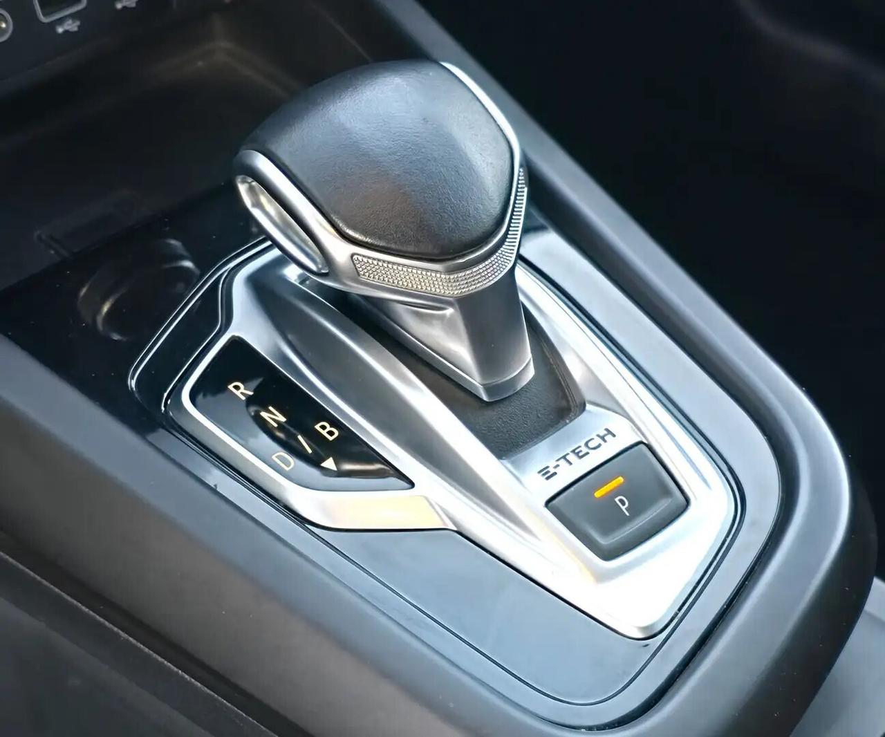 Renault Arkana 1.6 E-Tech full hybrid R.S. Line 145cv
