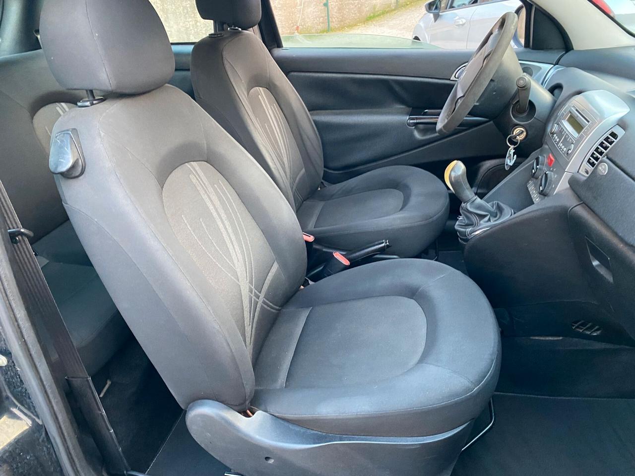 Lancia Ypsilon 1.3 MJT 75 CV restyling full opt 2011