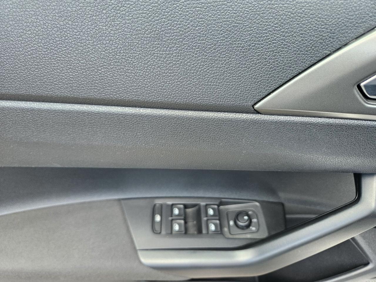 Volkswagen Polo 1.0 TSI 5p. FULL OPTIONAL