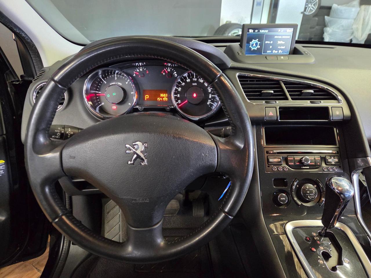 Peugeot 3008 3008 1.6 bluehdi Business s&s 120cv eat6 NAVI