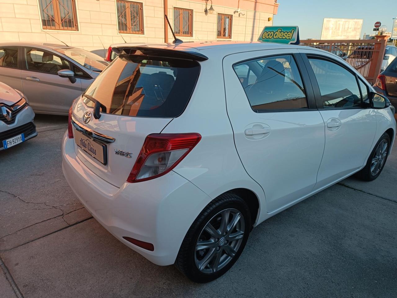 Toyota Yaris 1.4 D-4D 5 porte Active M-MT