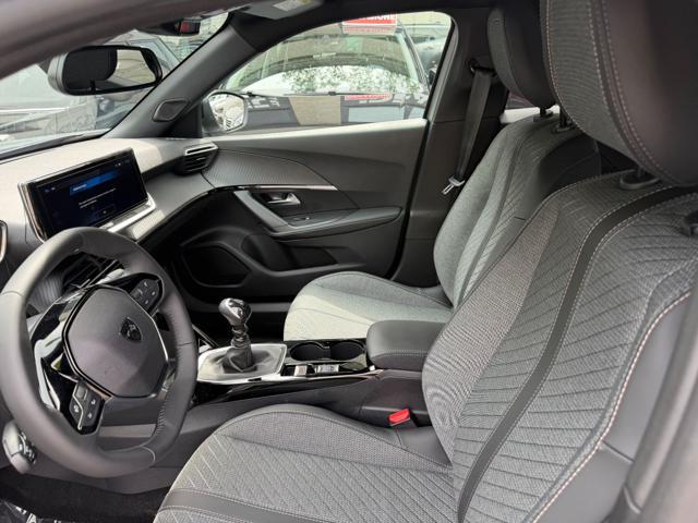 PEUGEOT 2008 PureTech 100 Allure