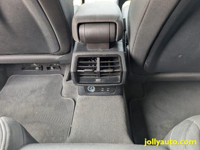 AUDI Q3 35 TDI S tronic Business