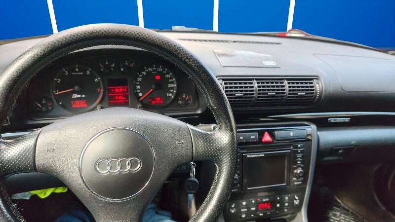 AUDI A4 1ª serie RS4 2.7 V6 cat Avant