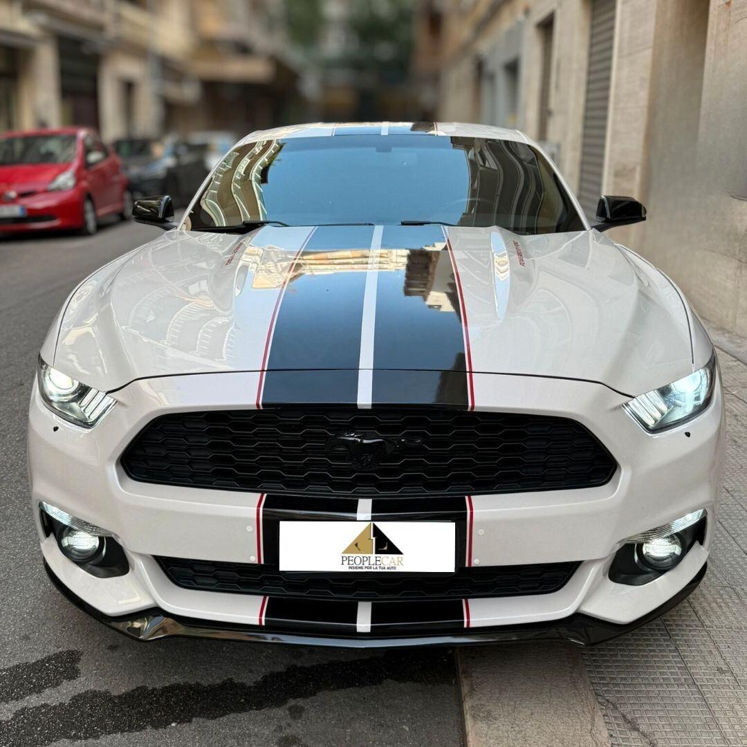 Ford Mustang Fastback **NO SUPERBOLLO**