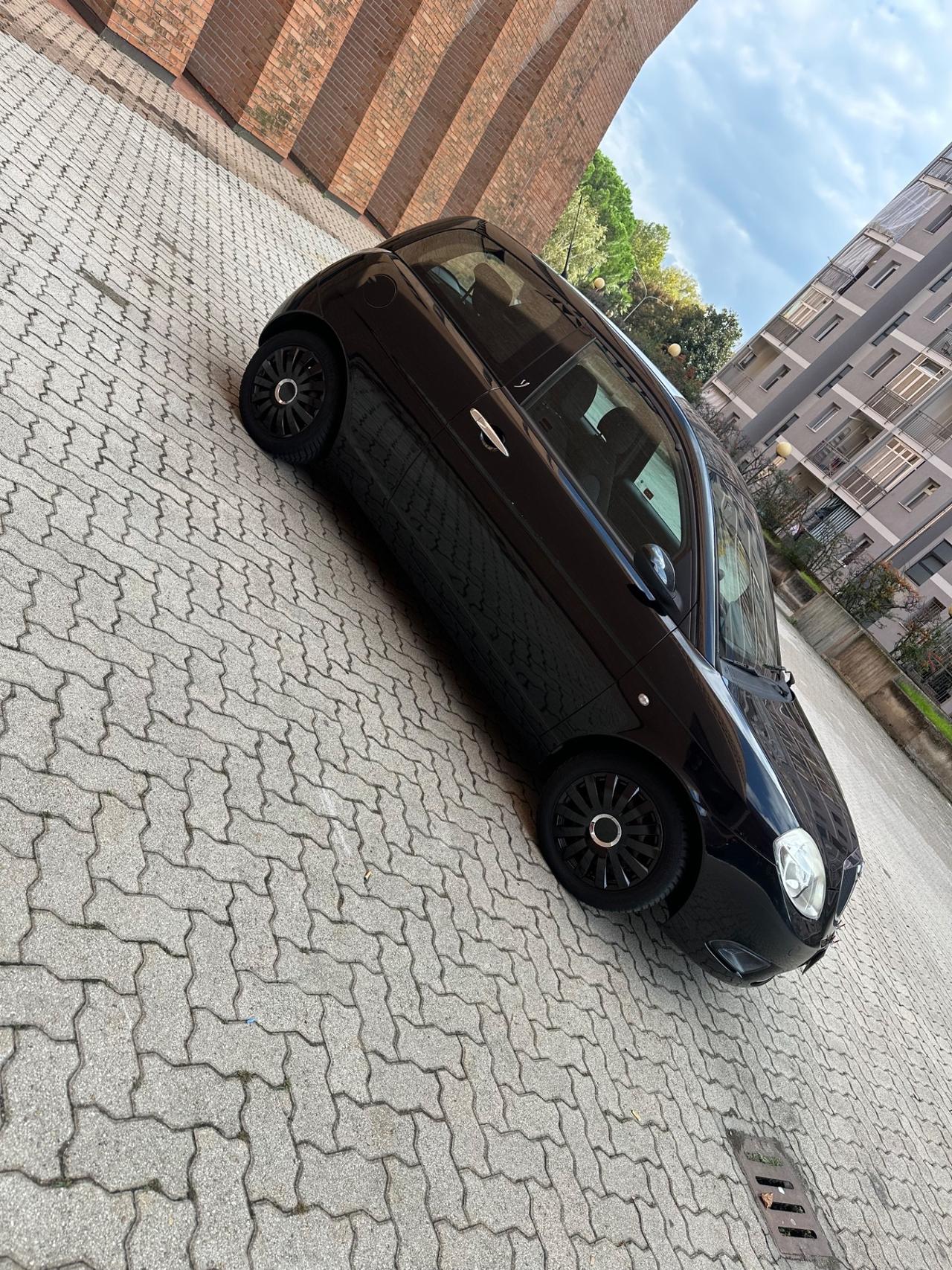 Lancia Ypsilon 1.2 Platino