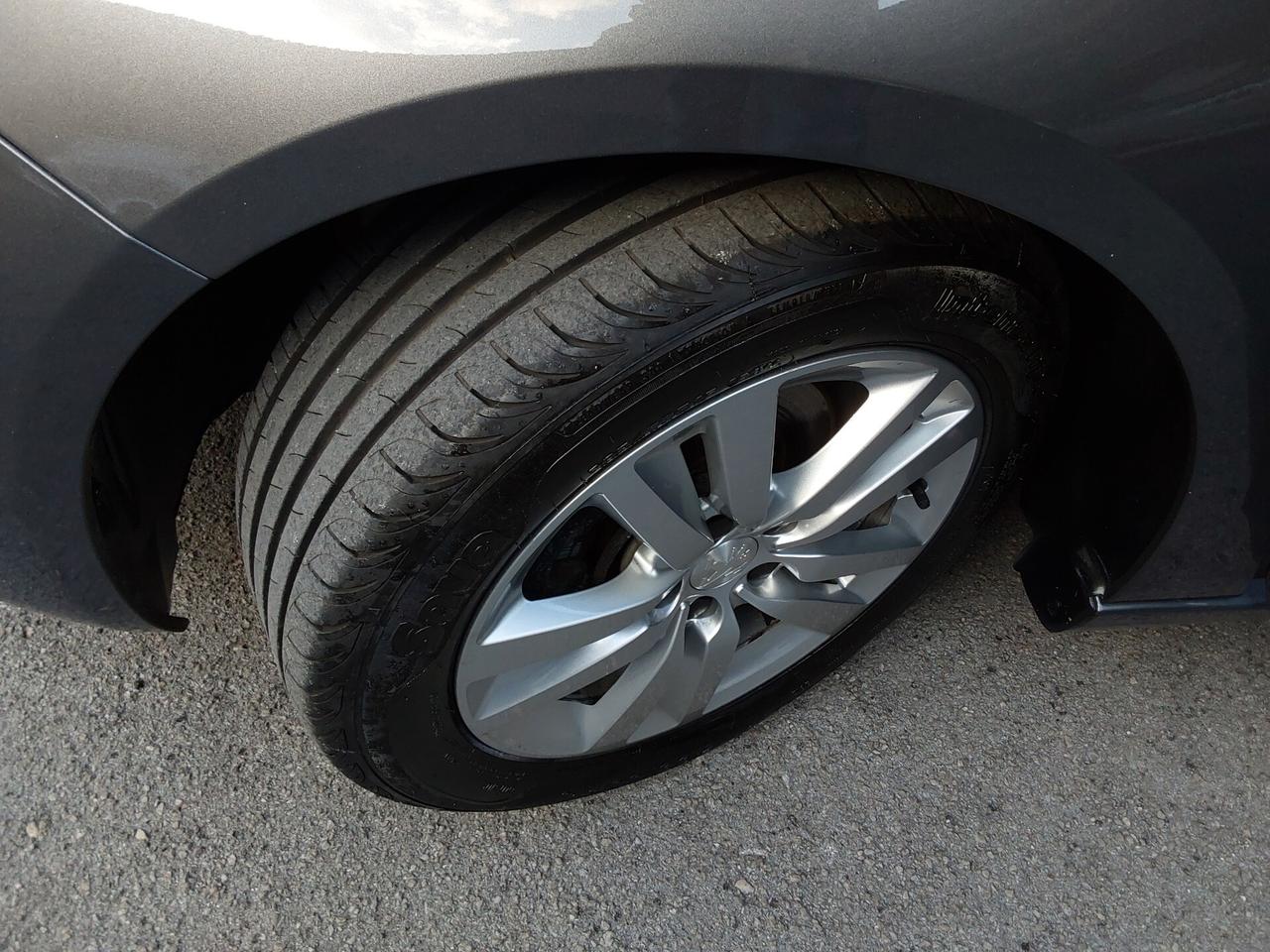 Peugeot 308 1.5 BlueHDi 130 Cv Business