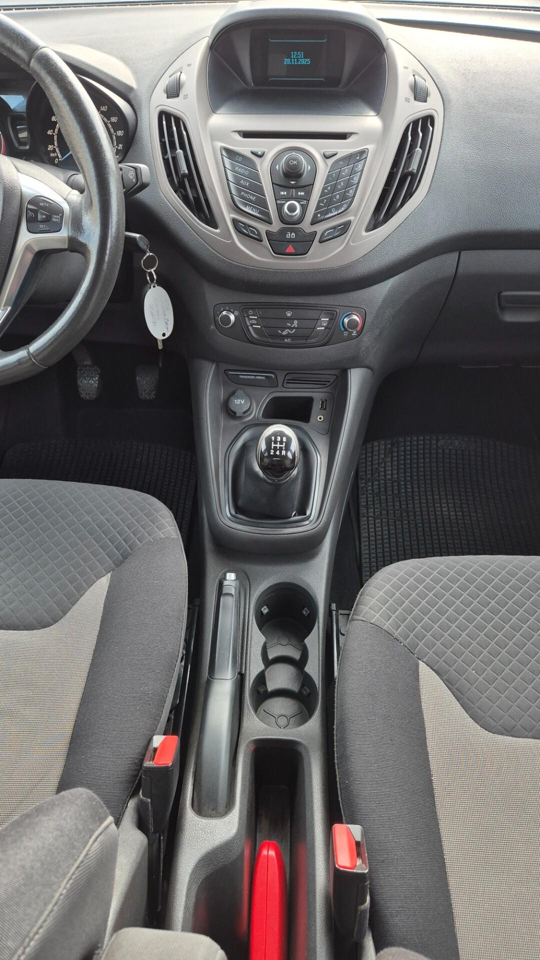 Ford Tourneo Connect 1.6 TDCi 115 CV Plus