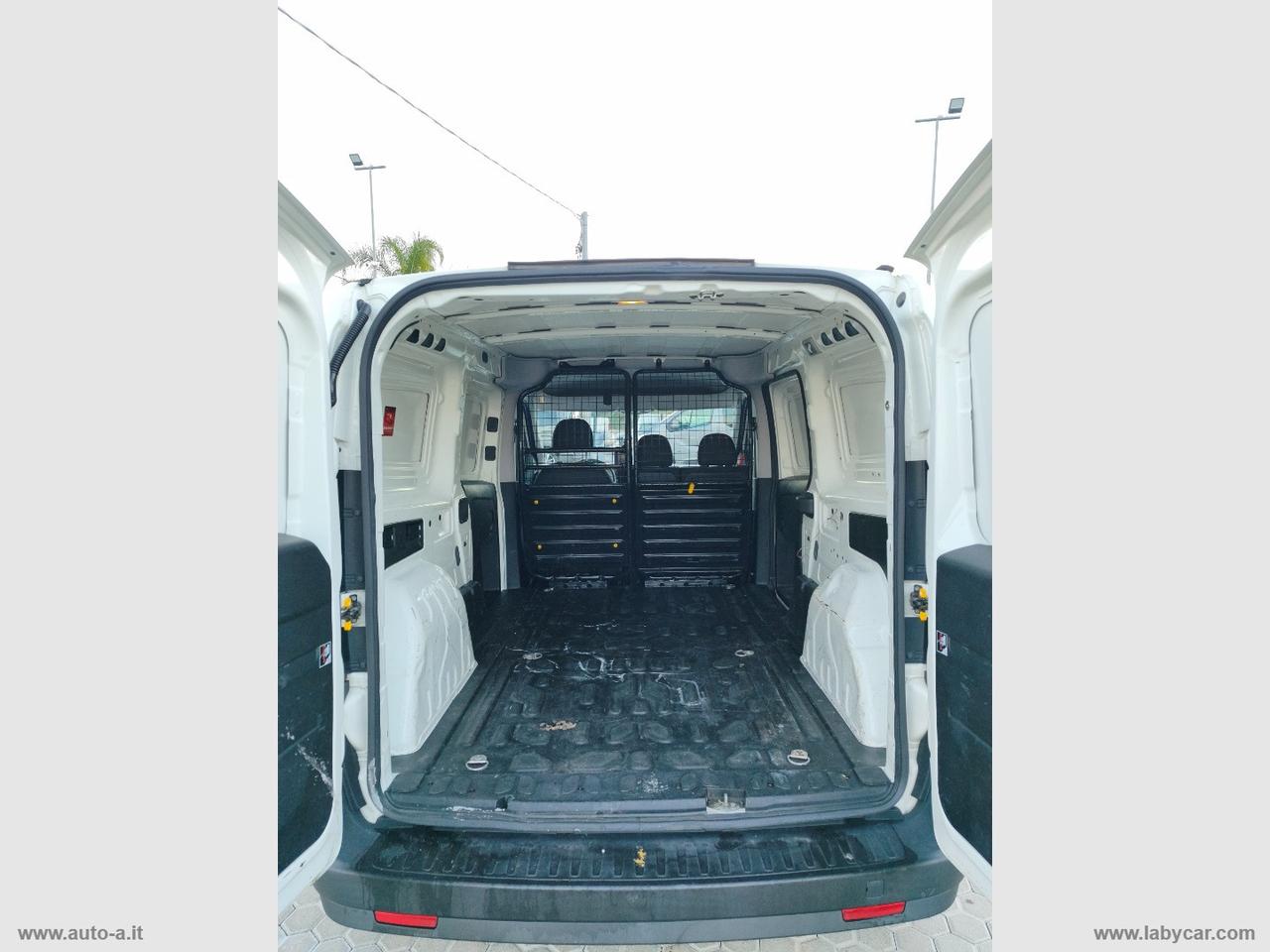 DOBLO 1.6 MJT 105 MAXI FURGONE 3 POSTI