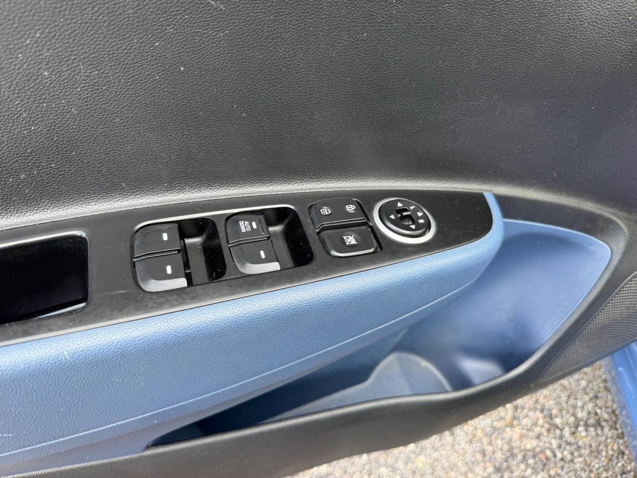 Hyundai i10 1.0 MPI #NEOPATENTATI