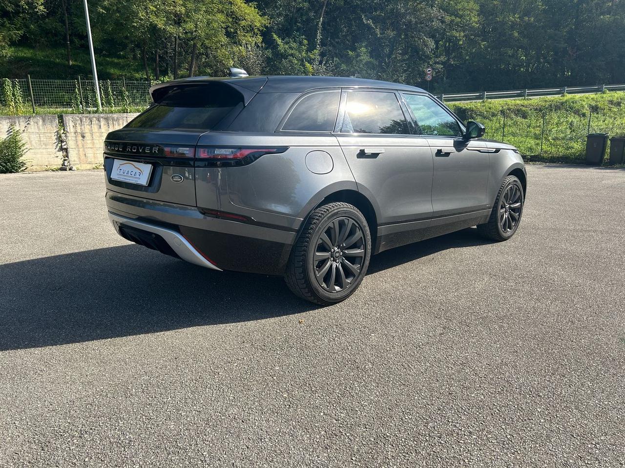 Land Rover Range Rover Velar R-Dynamic S D 240