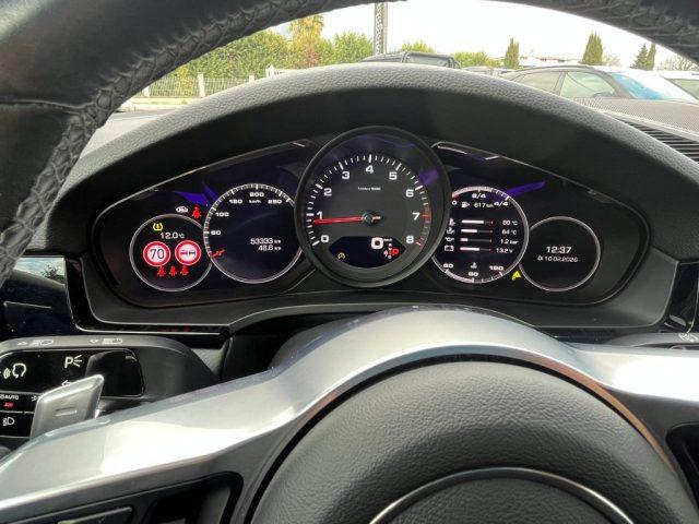 PORSCHE Cayenne 3.0 V6