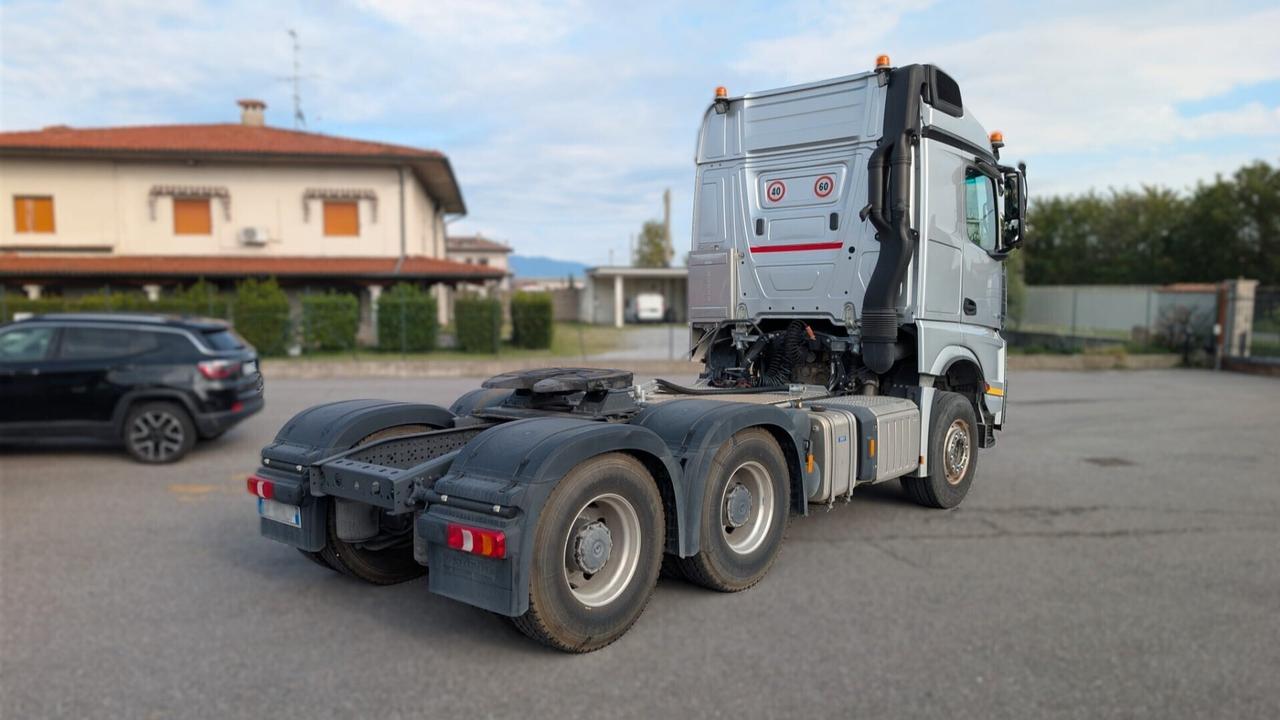 TRATTORE STRADALE MERCEDES AROCS 3363 LS
