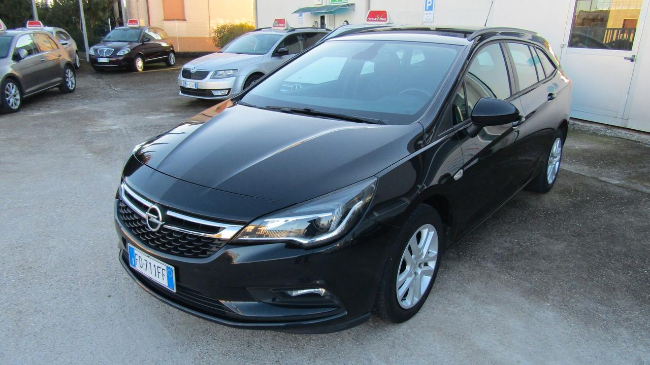 Opel Astra 1.6 CDTI 136CV EcoFLEX S&S Sports Tourer Cosmo