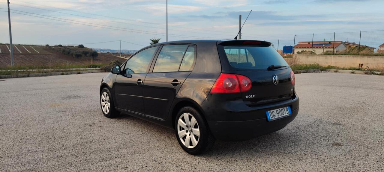 Volkswagen Golf 2.0 TDI DPF 4mot. 5p. GT Sport