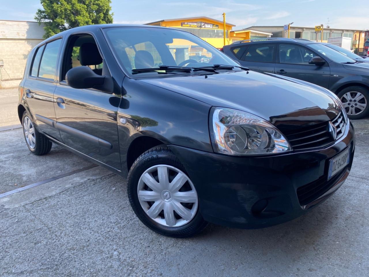 Renault Clio Storia 1.2 5 porte GPL Confort