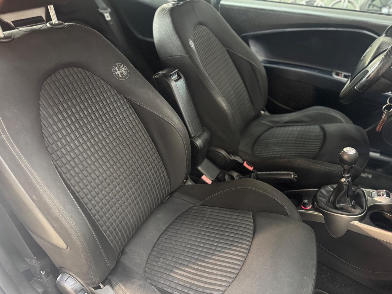 Alfa Romeo MiTo 1.6 JTDm ADATTA NEOPATENTATI