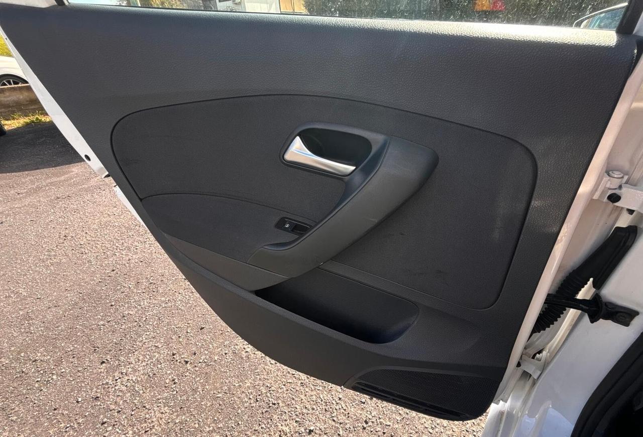 Volkswagen Polo 1.6 TDI DPF 5 porte Highline BlueMotion Technology