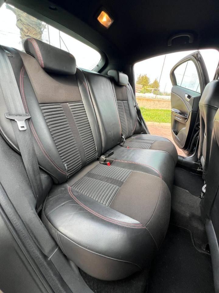 Alfa Romeo Giulietta 2.0 JTDm-2 140 CV Distinctive