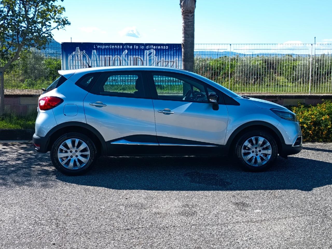RENAULT Captur 1.5 dCi 8V 90 CV S&S Live NAVI