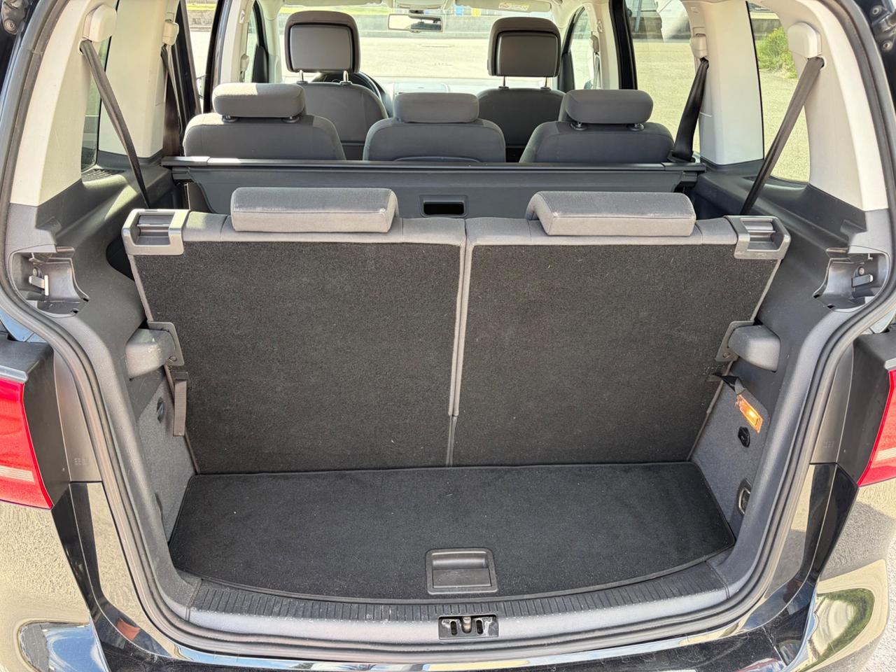 Volkswagen Touran 1.6 TDI 2014 7 posti