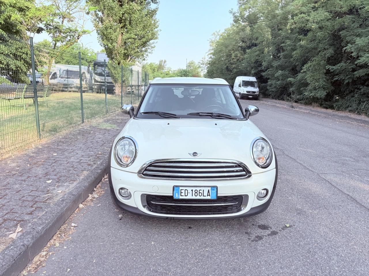 Mini Cooper D Clubman 1.6 DIESEL- 2010
