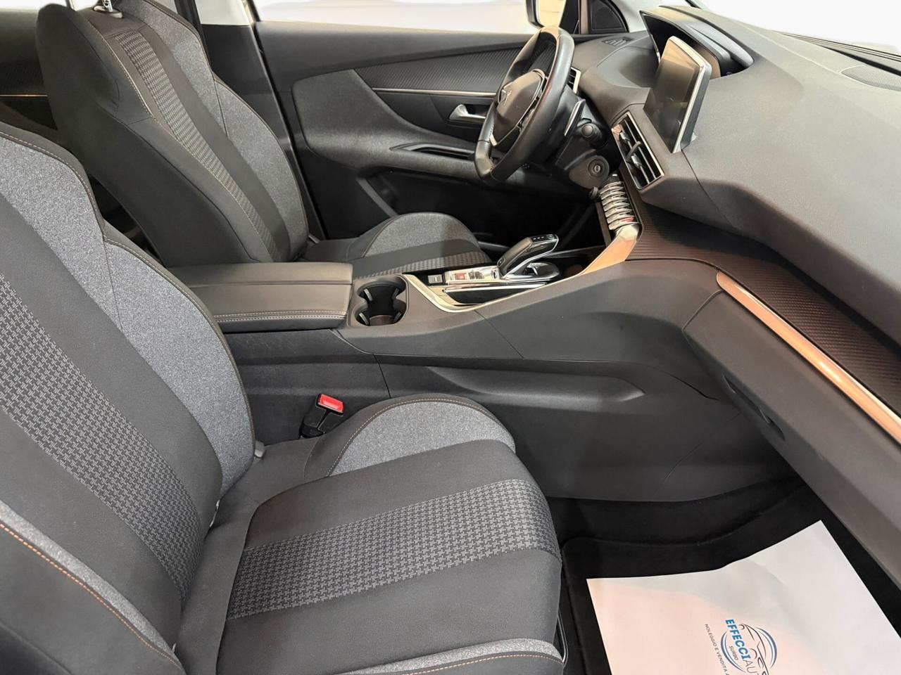 Volkswagen T-Roc 2.0 TDI SCR Business BlueMotion Technology